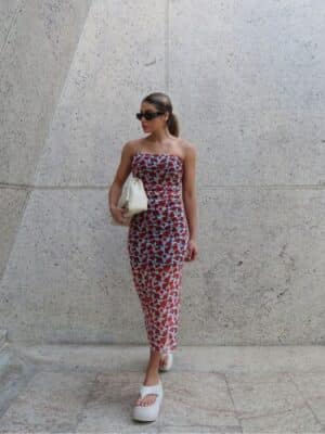 Dress tule tomara que caia<span> - </span>Floral fundo branco